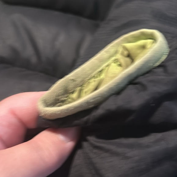 North Face boys jacket size medium (10/12) down filled - Picture 2 of 3